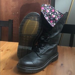 Dr Marten’s Triumph size 8